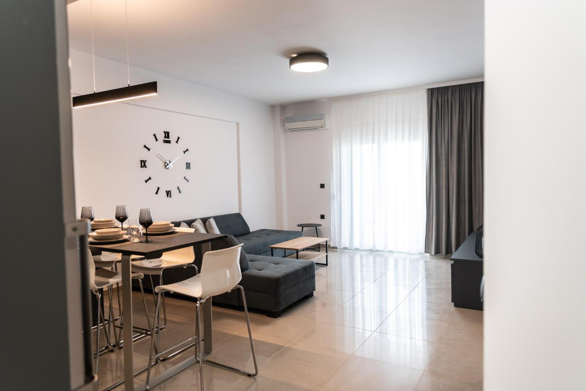 Valentinos Apartments Kallithea  Bagian luar foto